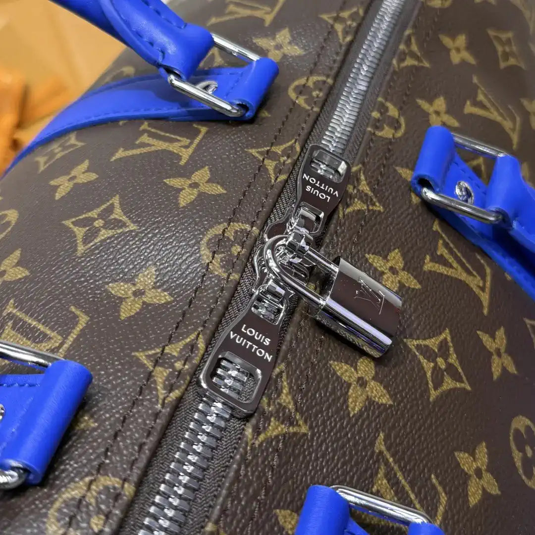 Louis Vuitton Keepall Bandouliere 50 Bag LV M12633 Monogram