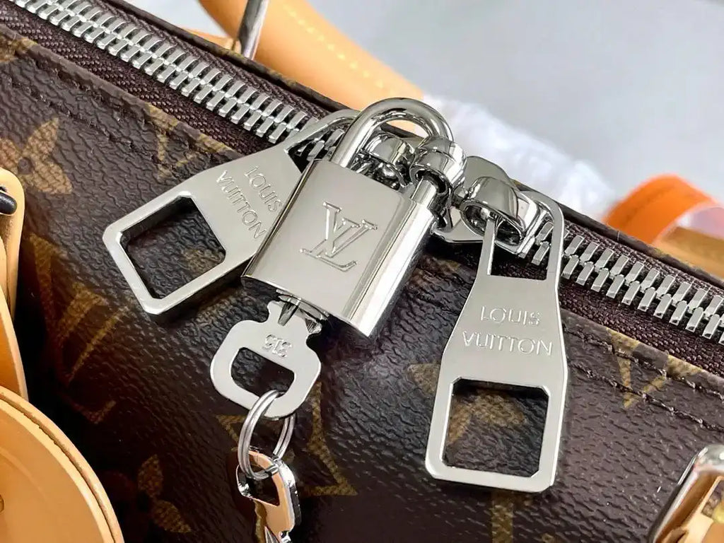 Louis Vuitton Keepall Bandouliere 50 Bag LV M12634 Monogram