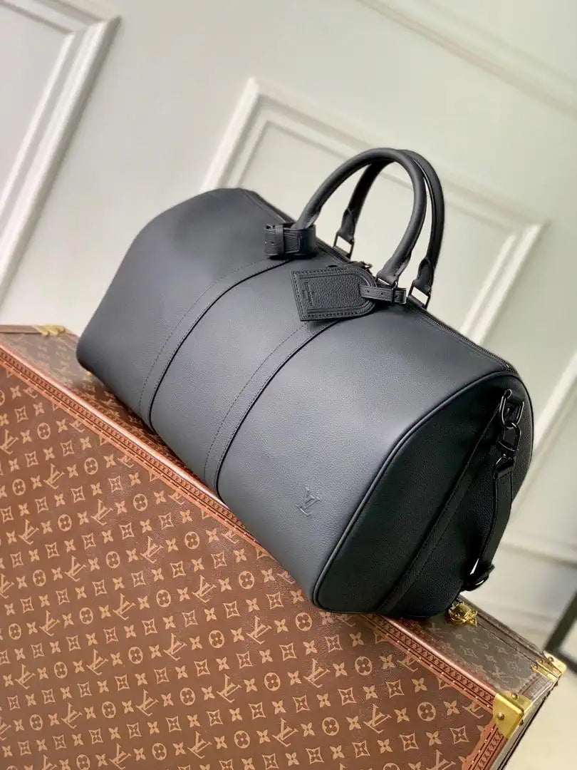 Louis Vuitton Keepall Bandouliere 50 Bag LV M26118 Black