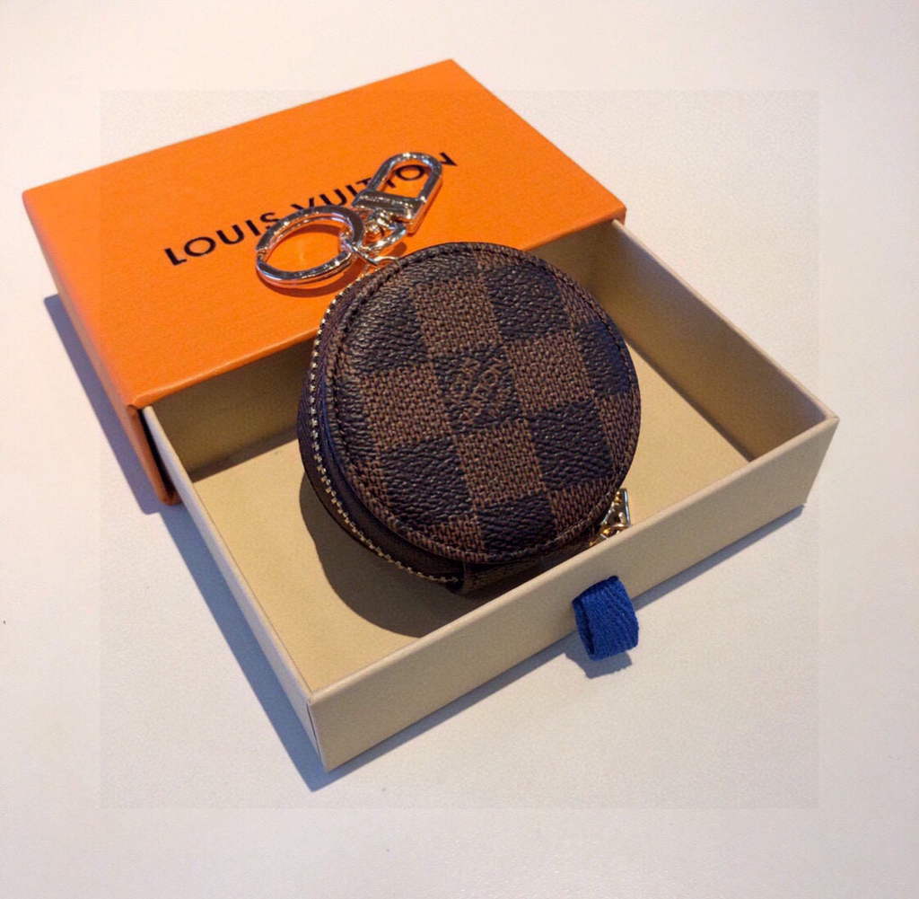 Louis Vuitton Keychains Fashion Key holder L62619 - Default Title - View 1