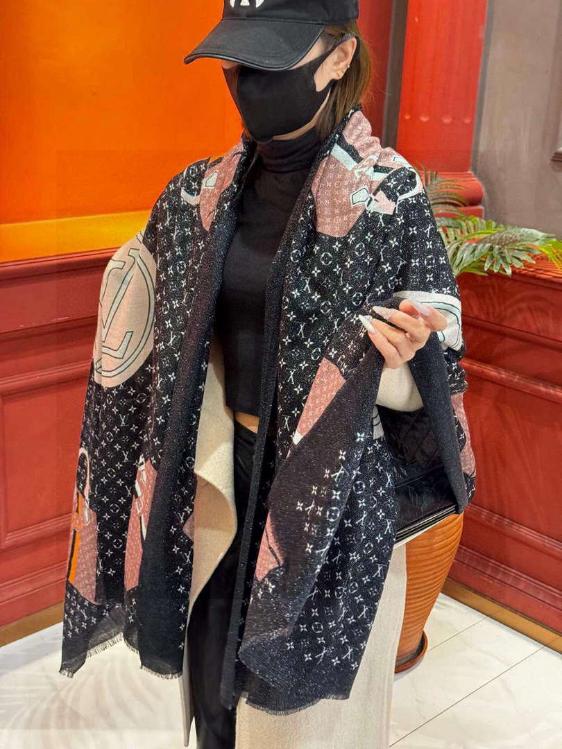 Louis Vuitton Limited Series Popular Cashmere Scarf L60353