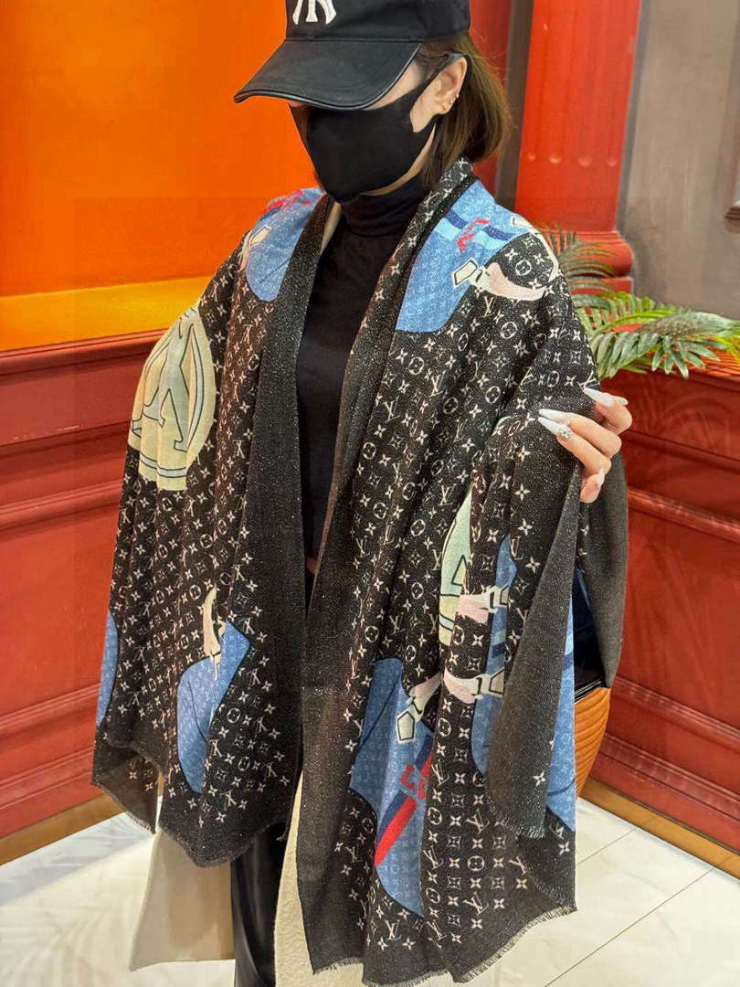 Louis Vuitton Limited Series Popular Cashmere Scarf L60354