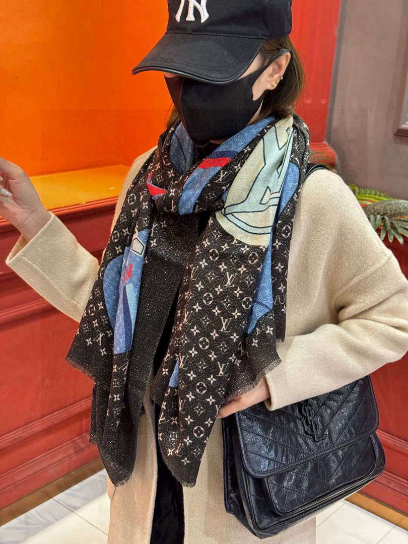 Louis Vuitton Limited Series Popular Cashmere Scarf L60354