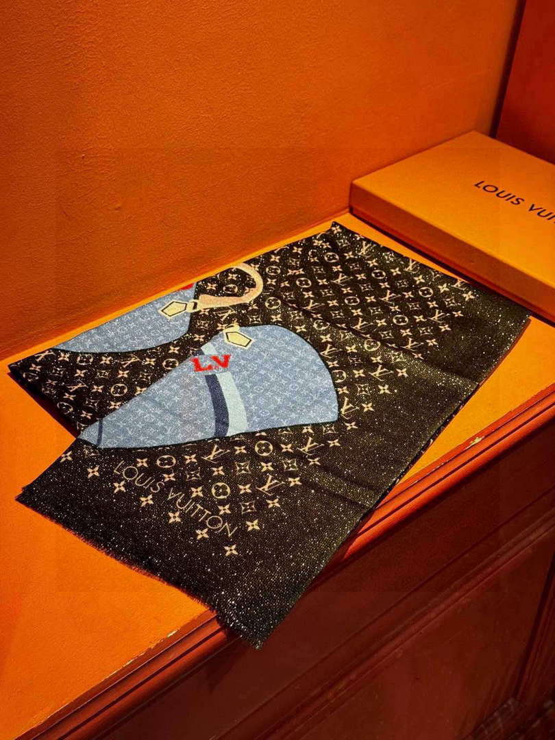 Louis Vuitton Limited Series Popular Cashmere Scarf L60354