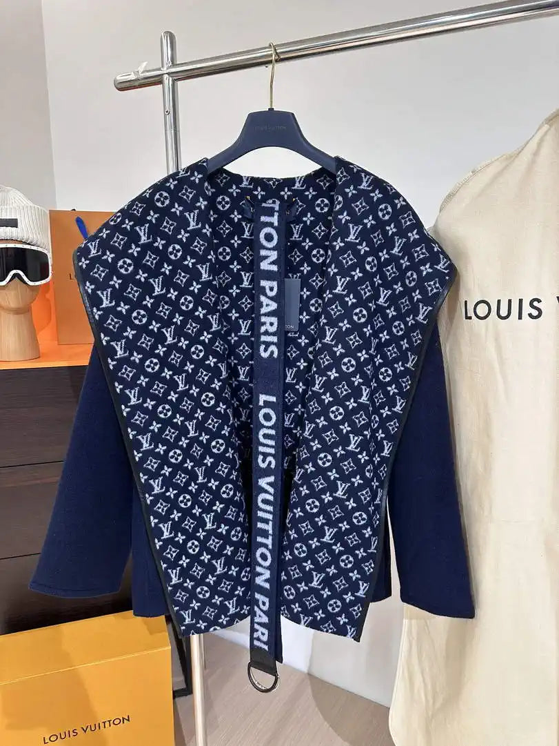Louis Vuitton LV 1A4PE6 Short Hooded Wrap Coat L55767