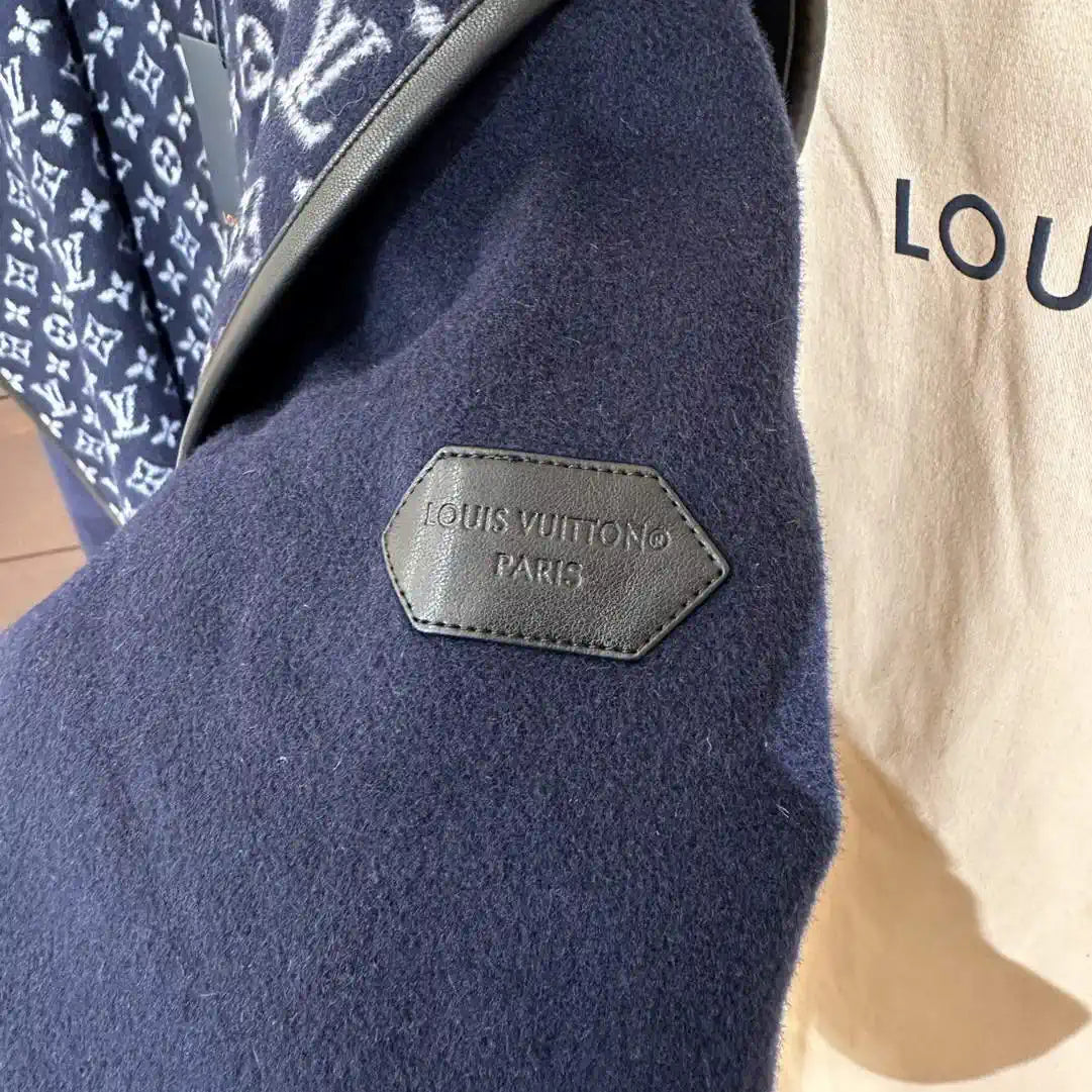 Louis Vuitton LV 1A4PE6 Short Hooded Wrap Coat L55767