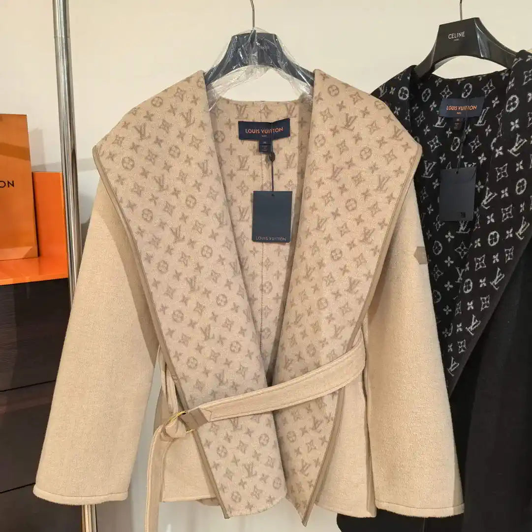 Louis Vuitton LV 1A4PE6 Short Hooded Wrap Coat L55766