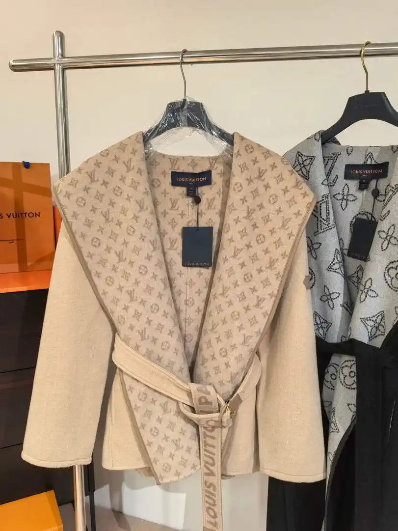 Louis Vuitton LV 1A4PE6 Short Hooded Wrap Coat L55766