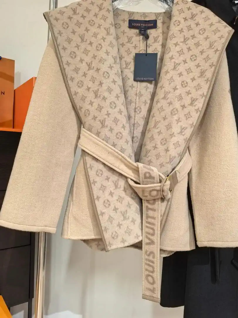 Louis Vuitton LV 1A4PE6 Short Hooded Wrap Coat L55766