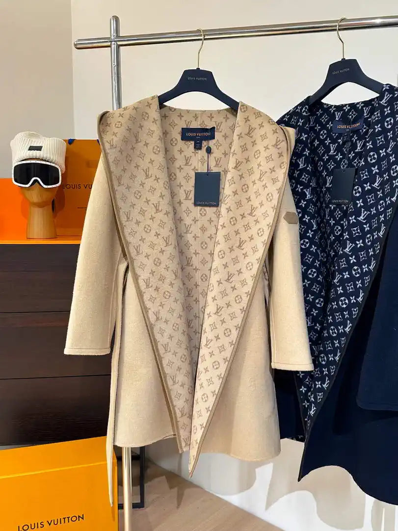 Louis Vuitton LV 1A4PE6 Women's Hooded Wrap Coat L55763