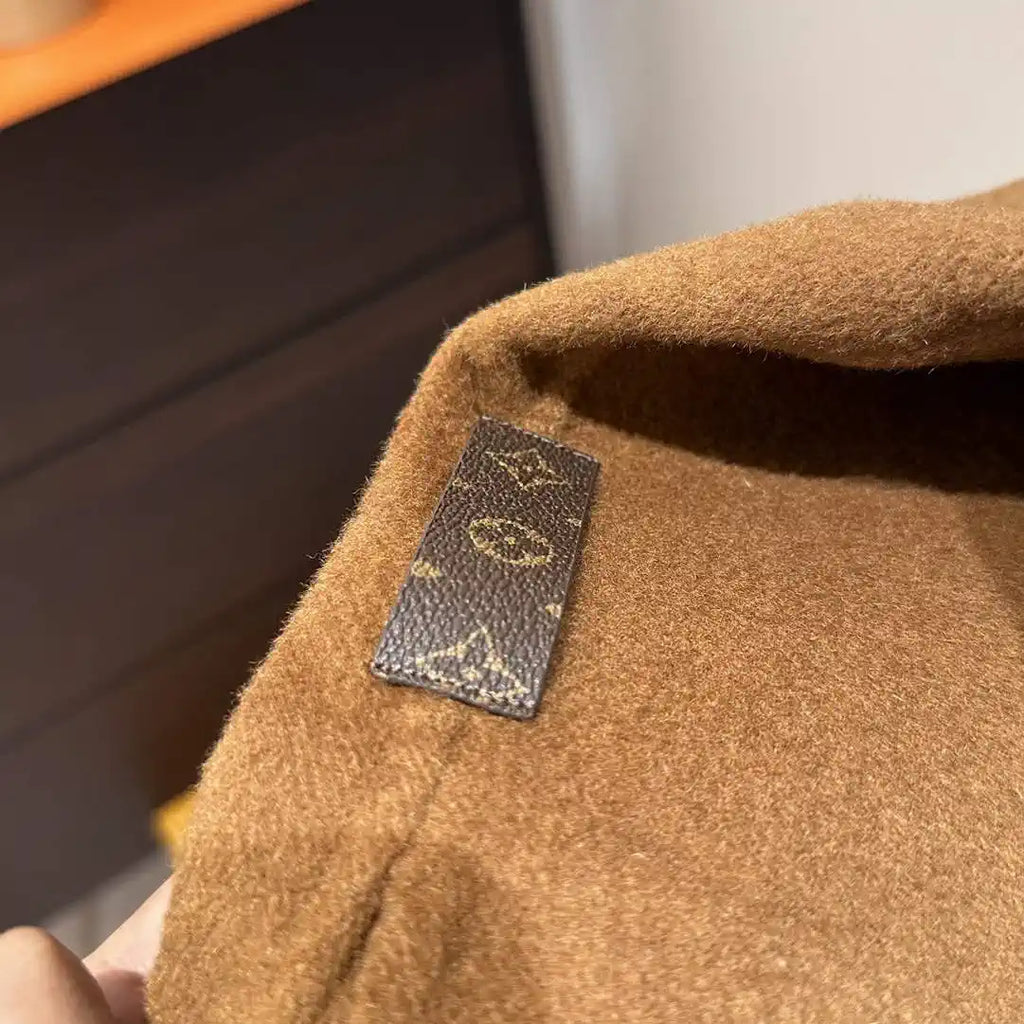 Louis Vuitton LV 1A4PE6 Women's Hooded Wrap Coat L55764