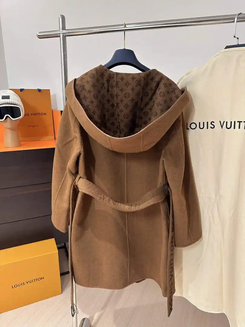 Louis Vuitton LV 1A4PE6 Women's Hooded Wrap Coat L55764