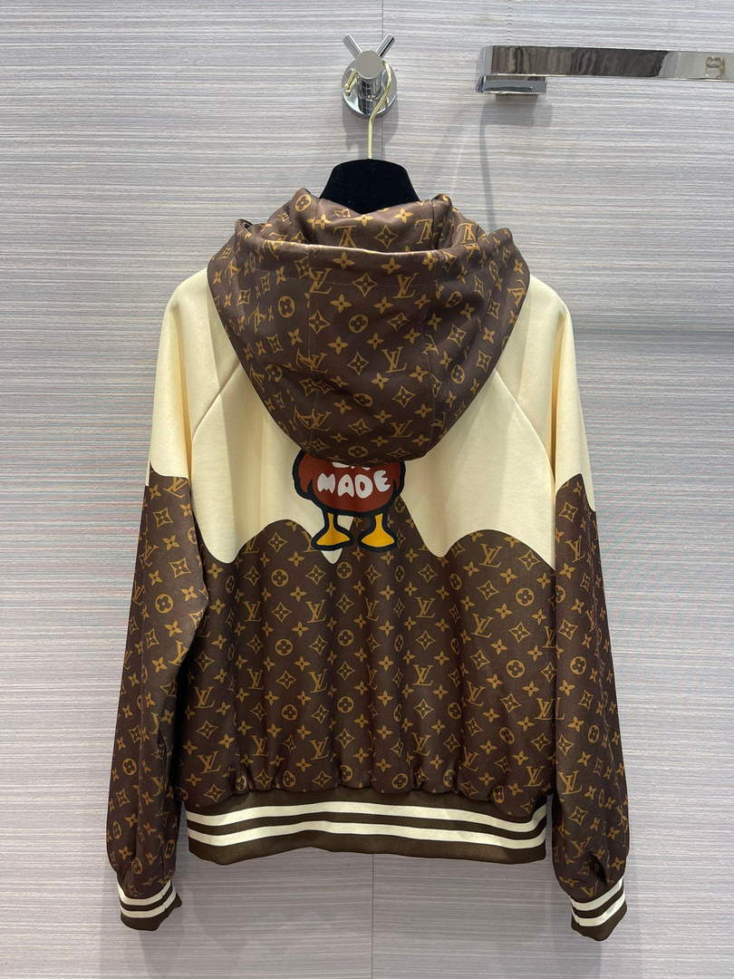 Louis Vuitton LV 1A9UG9 Technical Tracksuit L88038