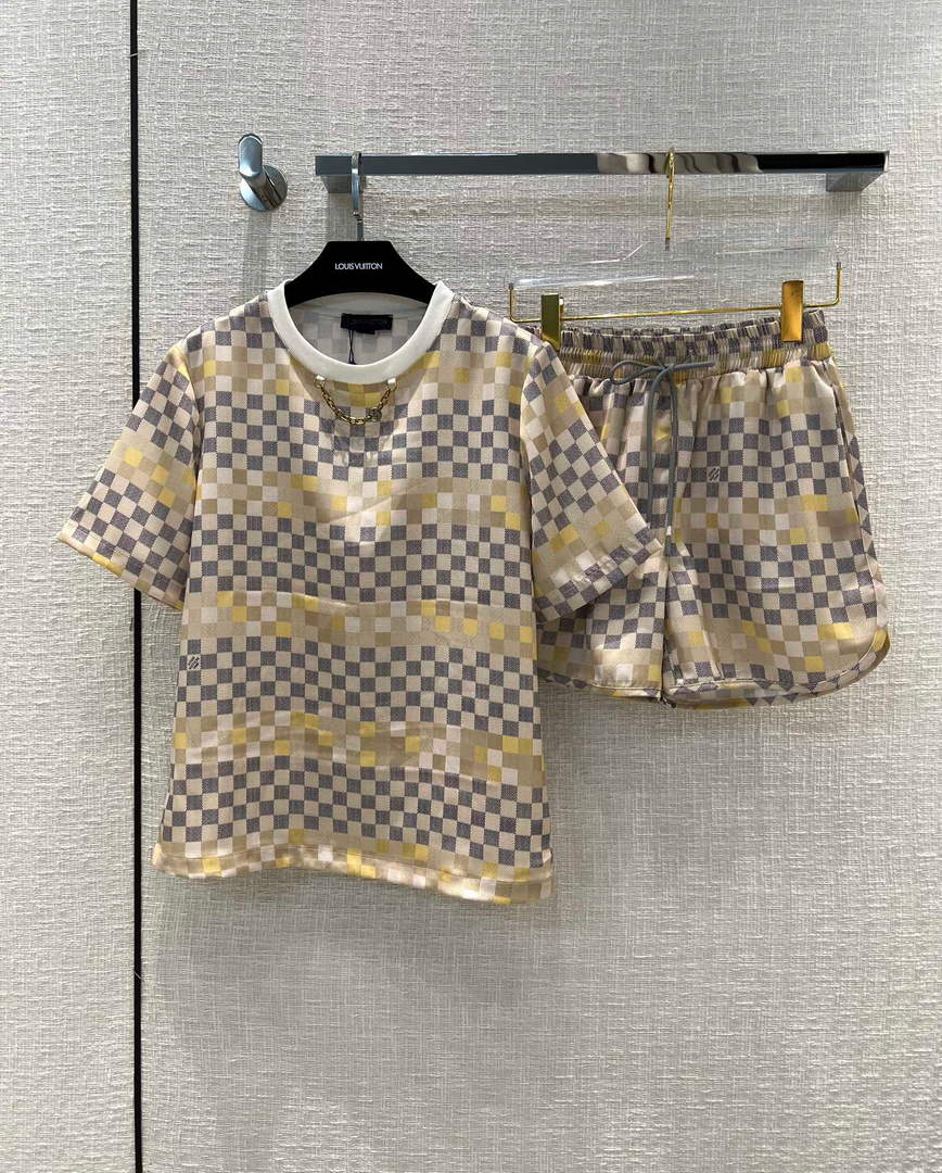 Louis Vuitton LV 1A9XPQ Pixel Damier T-shirt L88036 - 36 - View 2