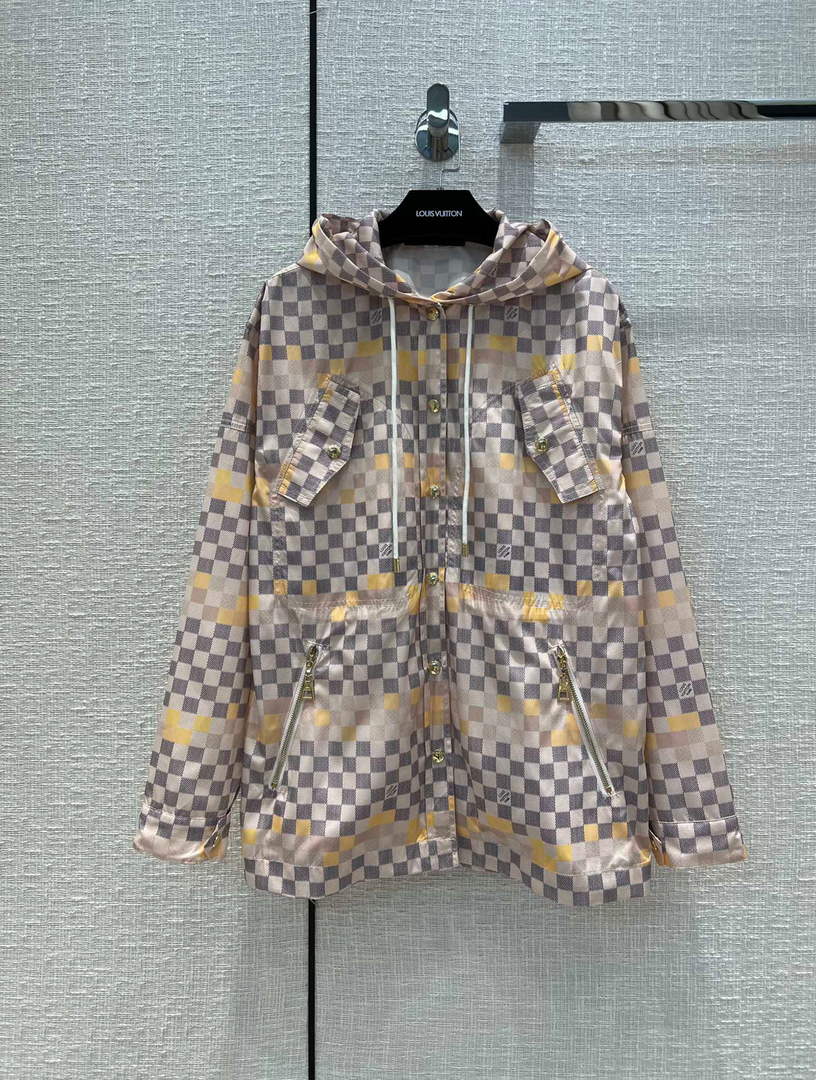 Louis Vuitton LV 1AA82V Pixel Damier Parka L88033 - 36 - View 1