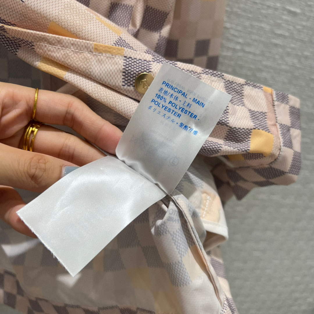 Louis Vuitton LV 1AA82V Pixel Damier Parka L88033