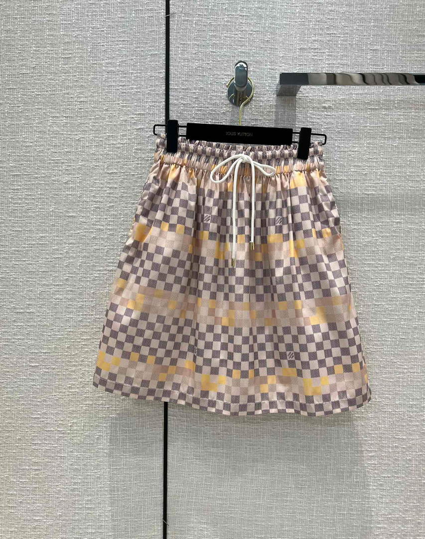Louis Vuitton LV 1AA833 Pixel Damier Skirt L88035