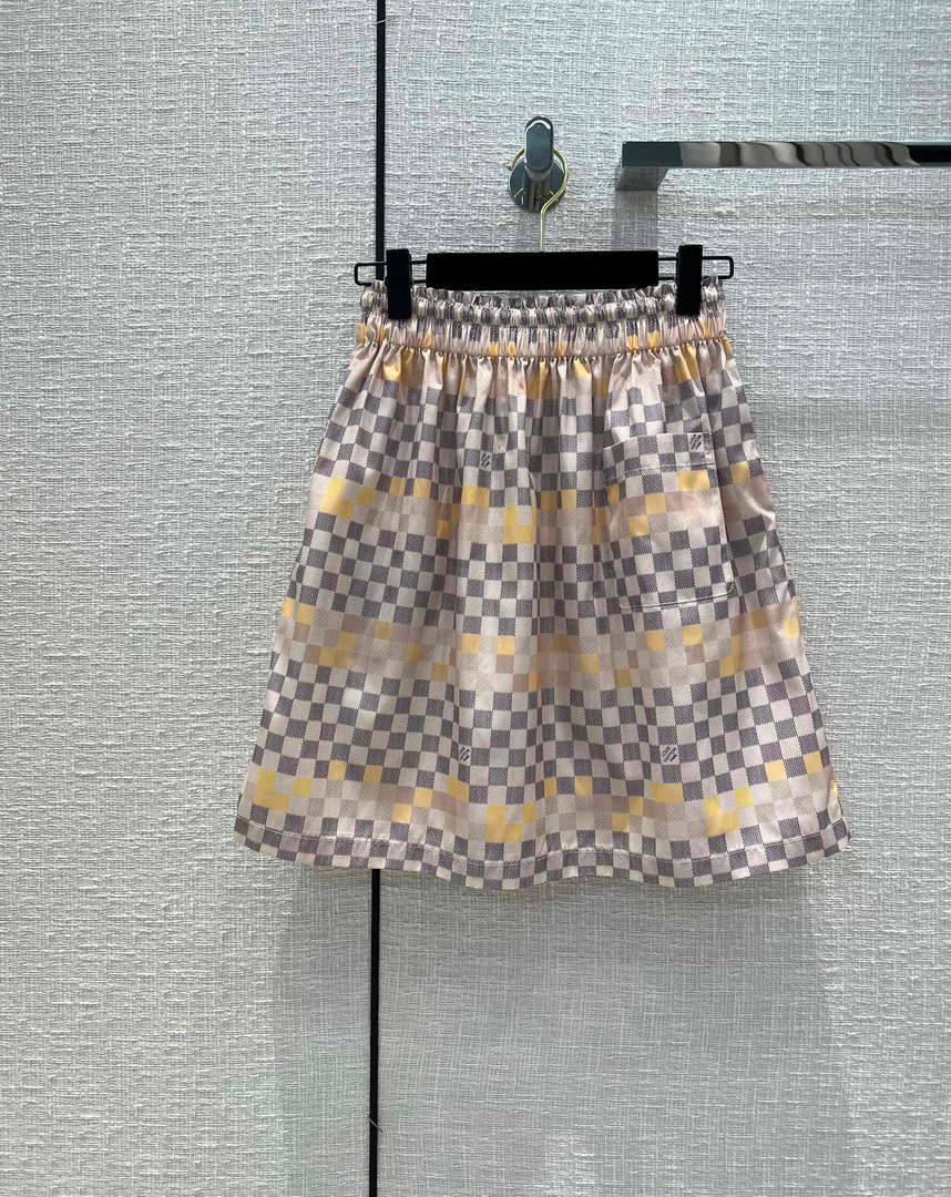 Louis Vuitton LV 1AA833 Pixel Damier Skirt L88035