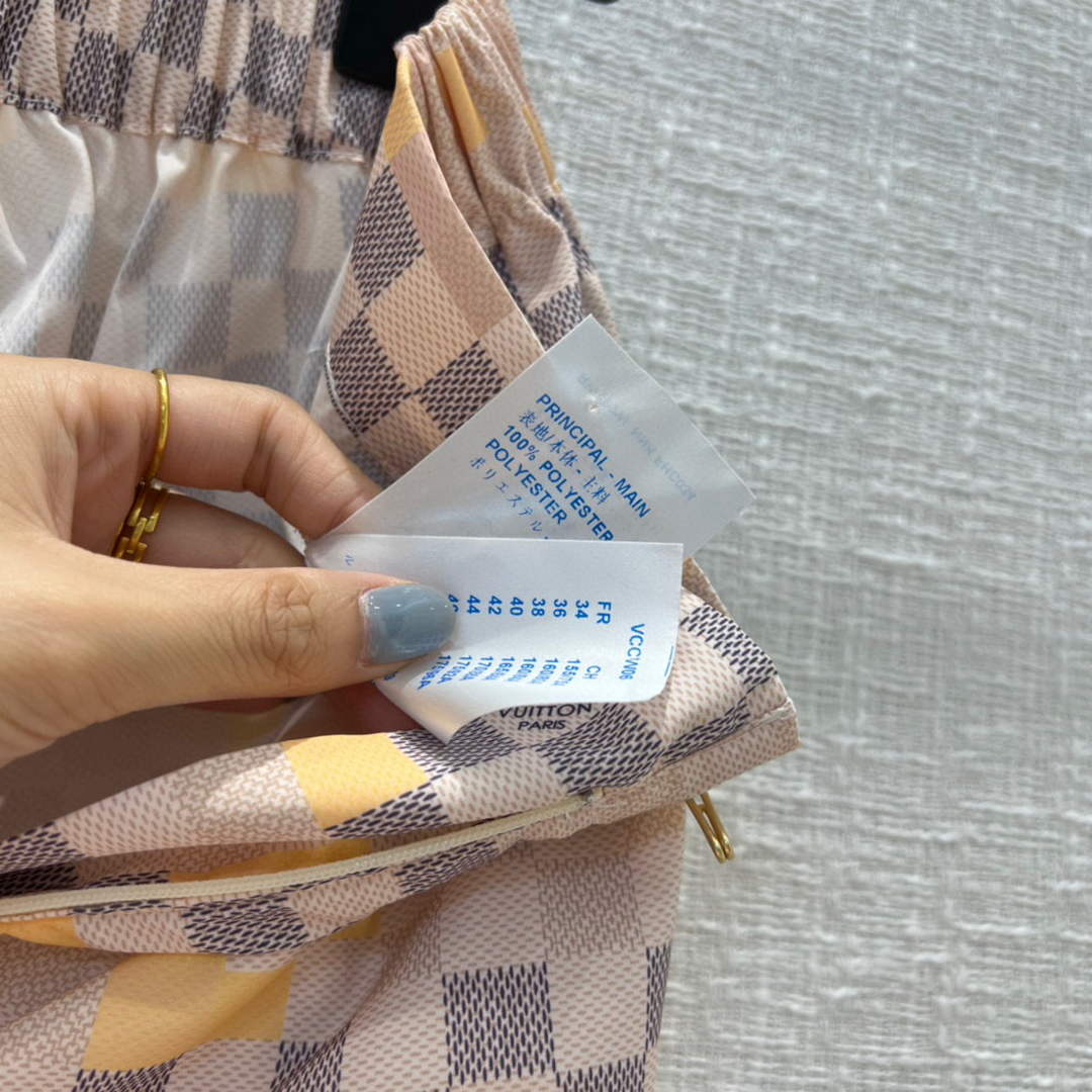 Louis Vuitton LV 1AA83B Pixel Damier Jogging Pants L88034