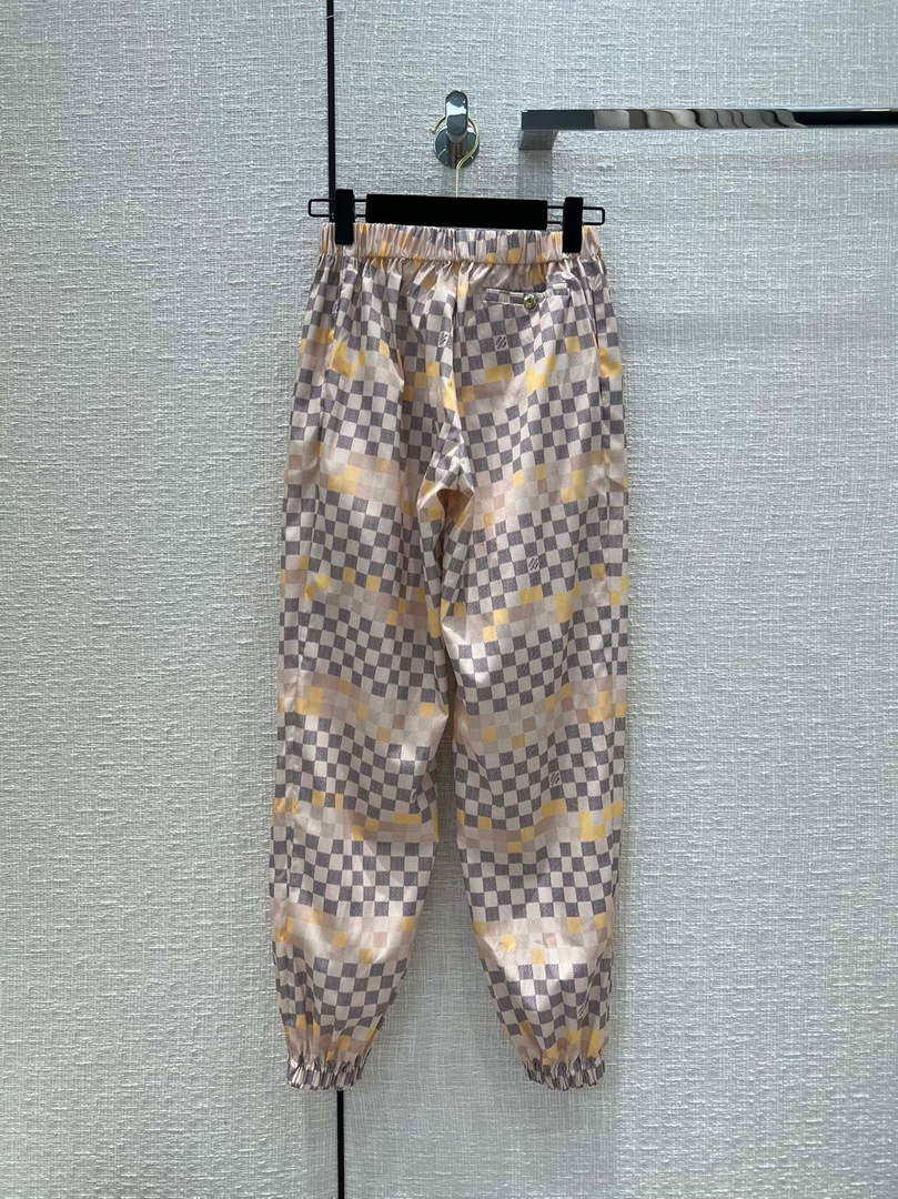 Louis Vuitton LV 1AA83B Pixel Damier Jogging Pants L88034
