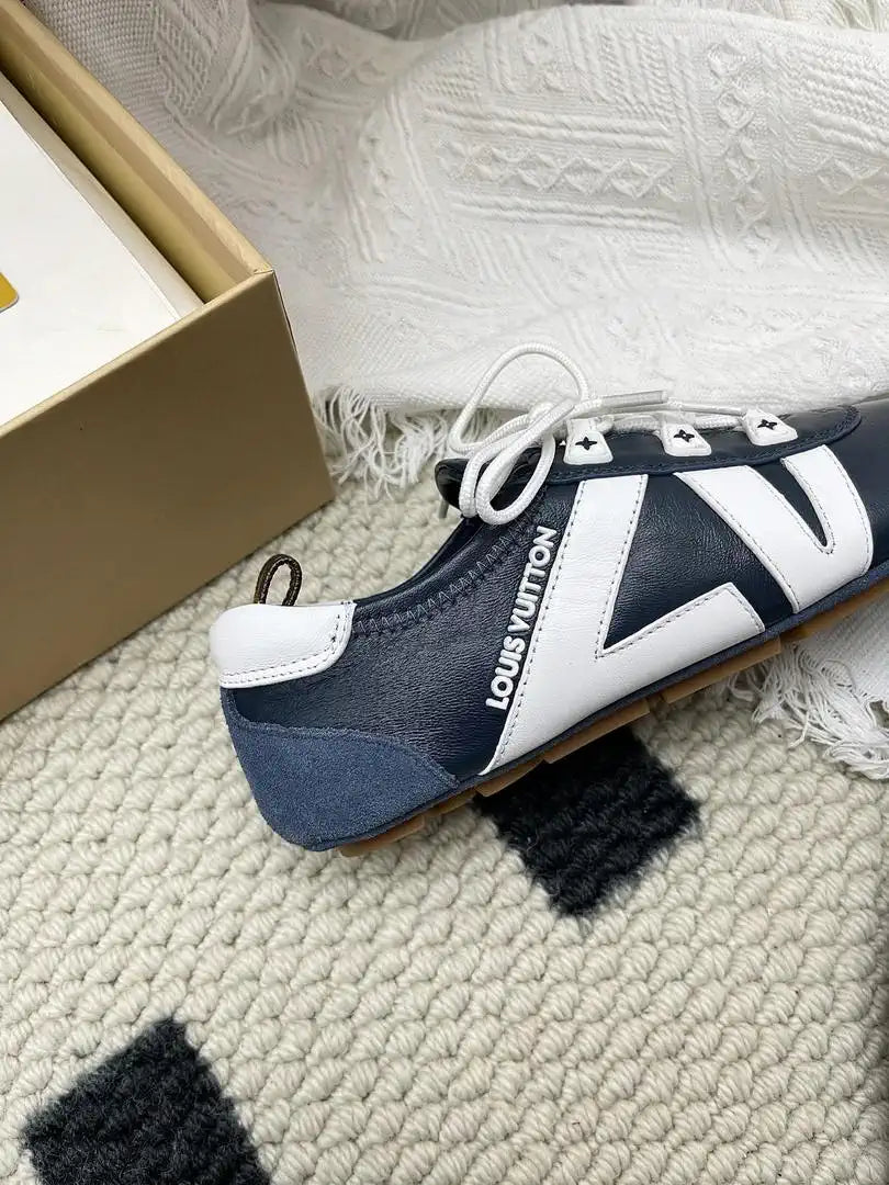 Louis Vuitton 1AHNDY LV Sneakerina Shoes L66323