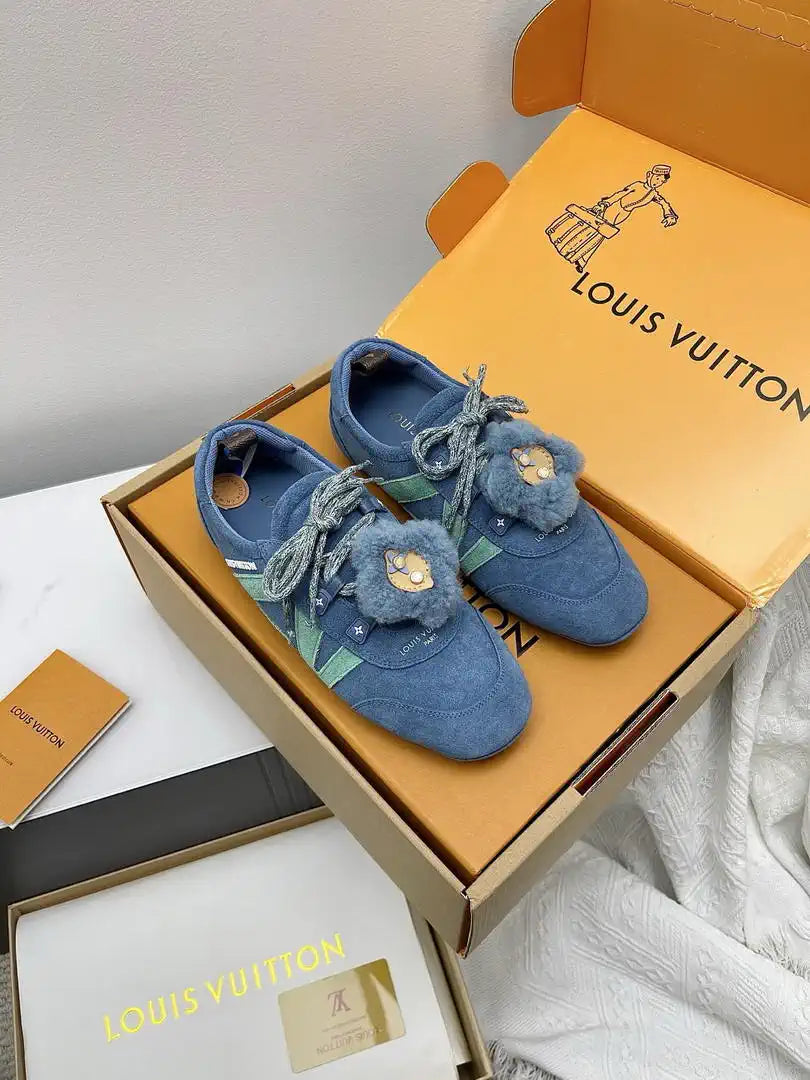 Louis Vuitton 1AHNDY LV Sneakerina Shoes L66327