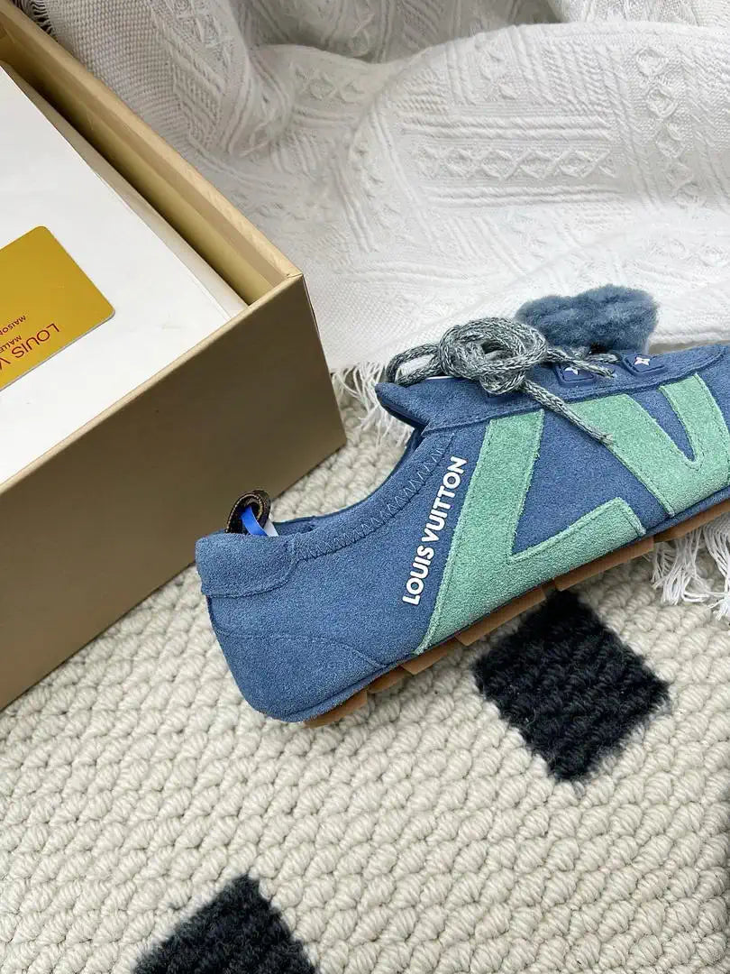 Louis Vuitton 1AHNDY LV Sneakerina Shoes L66327