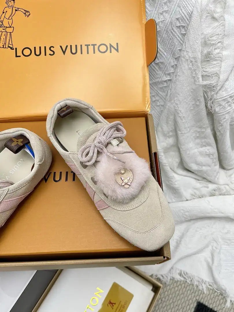 Louis Vuitton 1AHNDY LV Sneakerina Shoes L66328
