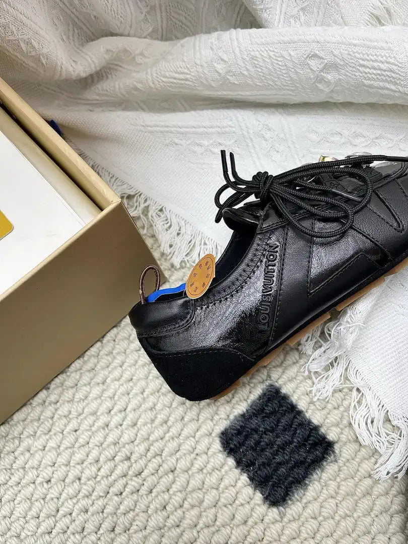 Louis Vuitton 1AHNDY LV Sneakerina Shoes L66329