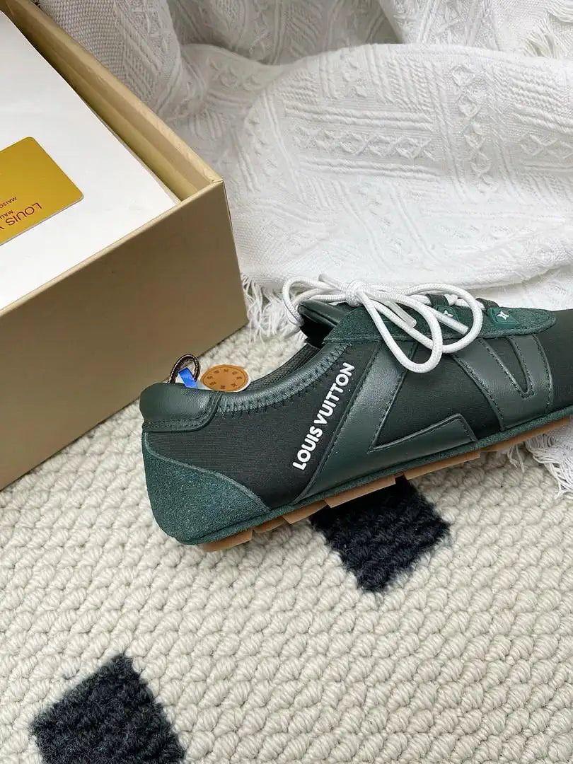 Louis Vuitton LV 1AHNDY LV Sneakerina Shoes L66321