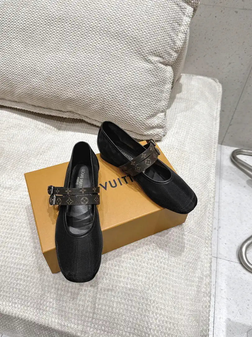 Louis Vuitton LV 1AIBWJ Romy Flat Ballerina Shoes L66316
