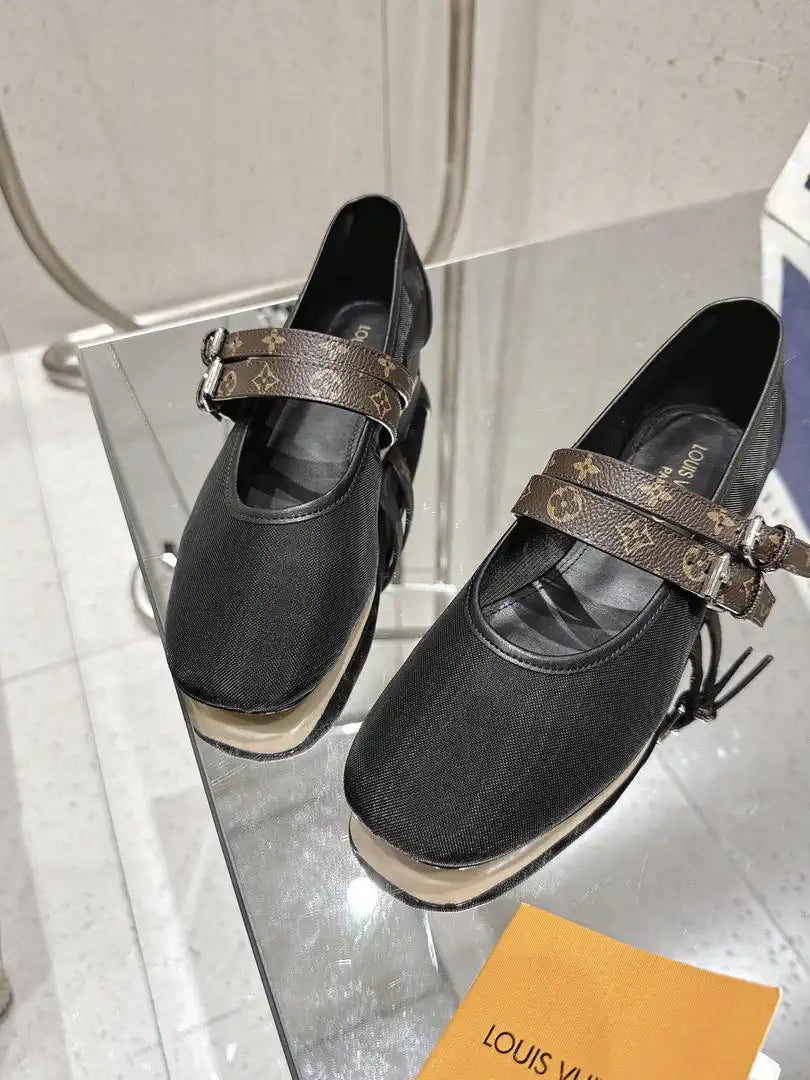 Louis Vuitton LV 1AIBWJ Romy Flat Ballerina Shoes L66316