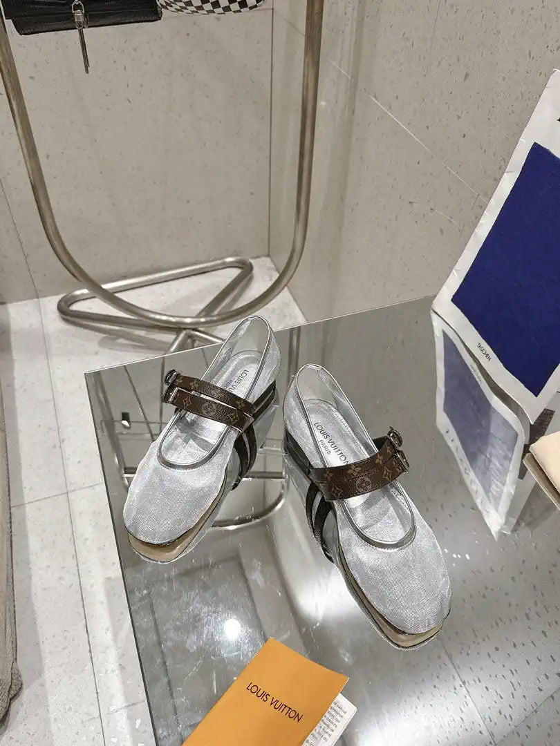 Louis Vuitton LV 1AIBWJ Romy Flat Ballerina Shoes L66317
