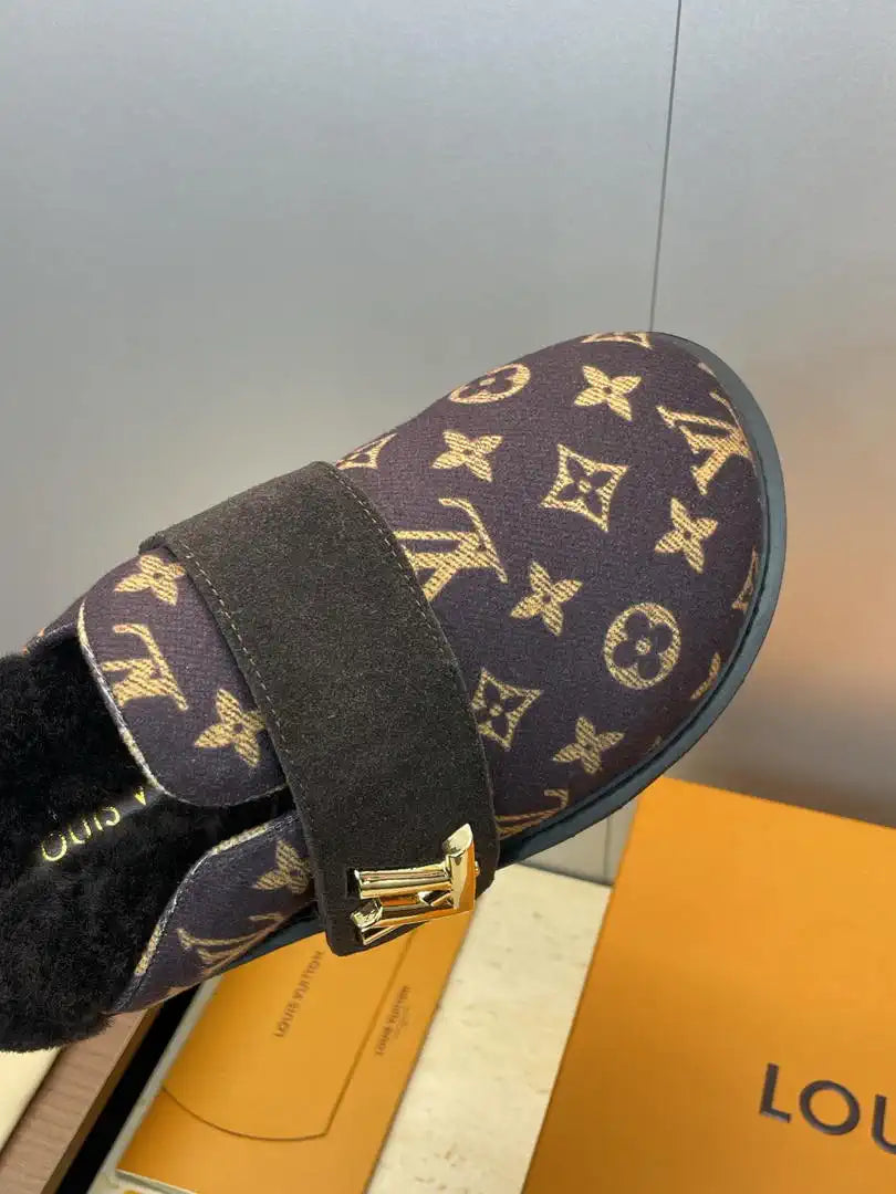 Louis Vuitton LV 1AITSE Cosy Comfort Clog Shoes L66331