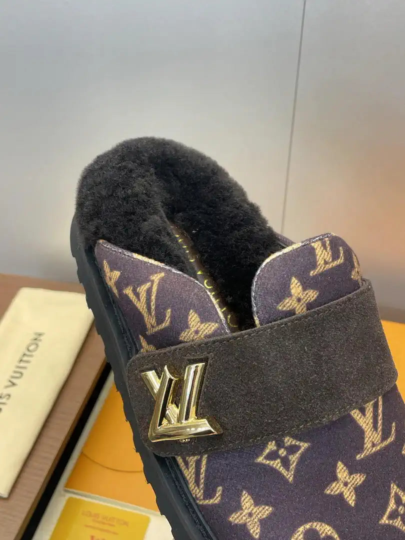 Louis Vuitton LV 1AITSE Cosy Comfort Clog Shoes L66331