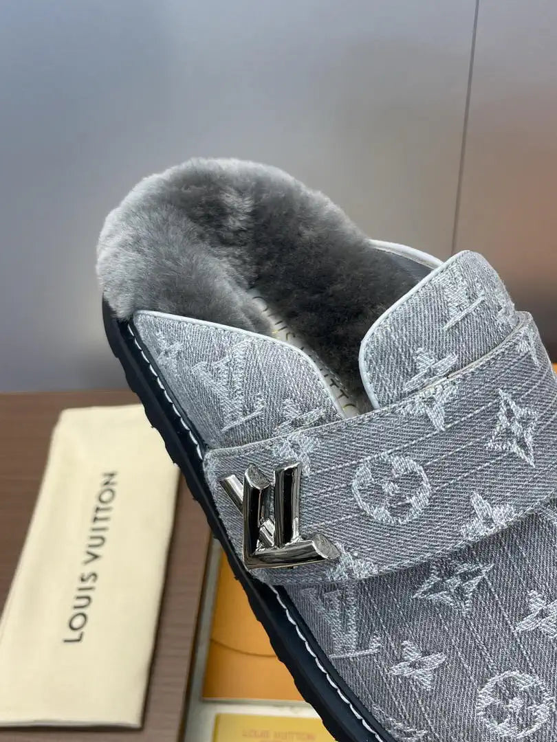 Louis Vuitton LV 1AITSE Cosy Comfort Clog Shoes L66333