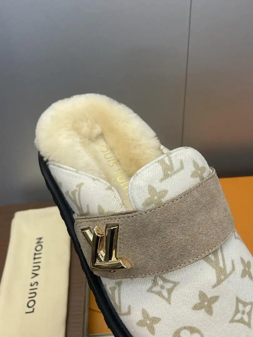 Louis Vuitton LV 1AITSE Cosy Comfort Clog Shoes L66334