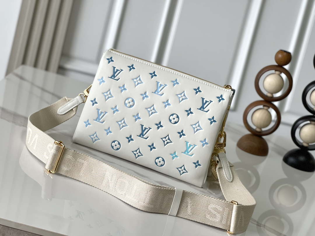 Louis Vuitton LV M11225 Coussin PM Handbag lambskin White and Blue - Default Title - View 3
