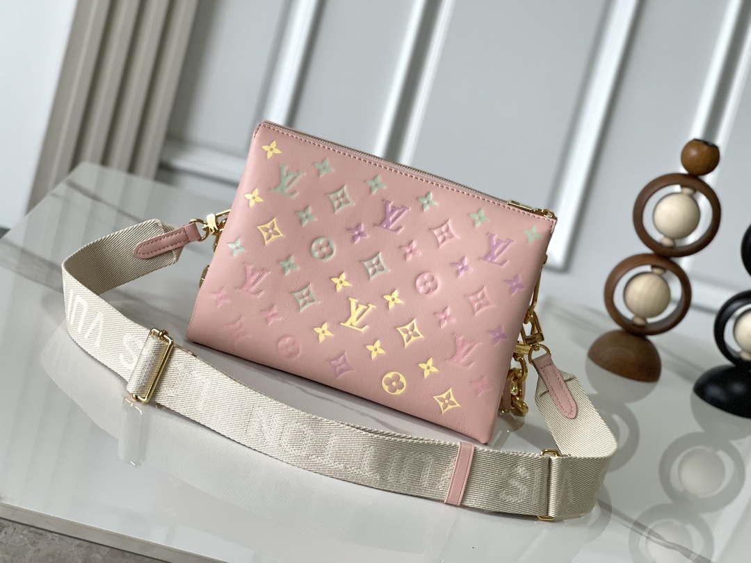Louis Vuitton LV M11726 Coussin PM Handbag lambskin Jasmine Pink