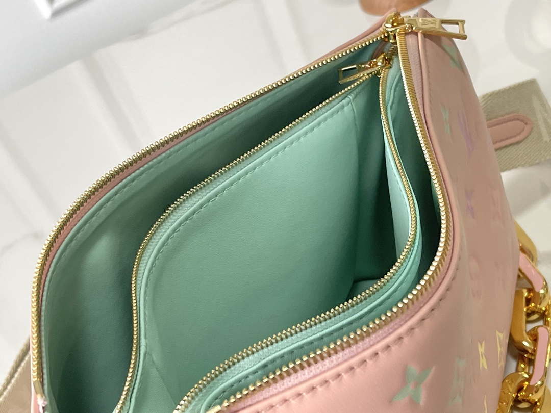 Louis Vuitton LV M11726 Coussin PM Handbag lambskin Jasmine Pink