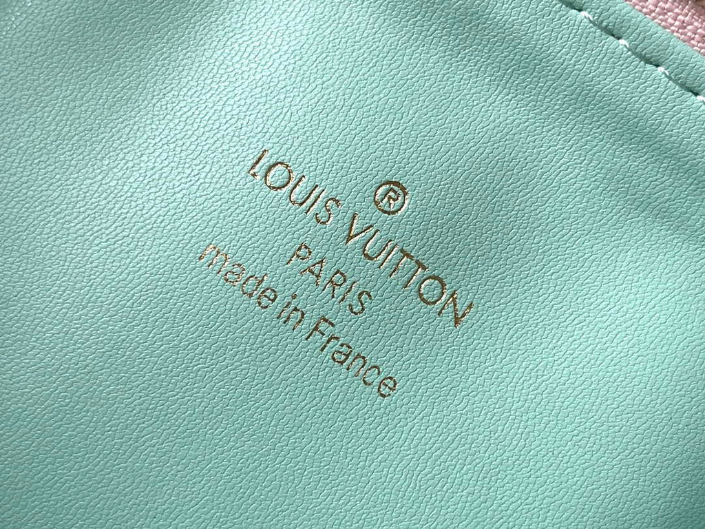 Louis Vuitton LV M11726 Coussin PM Handbag lambskin Jasmine Pink