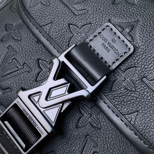 Louis Vuitton LV M12516 TGetaway Messenger Monogram Shadow - Default Title - View 5