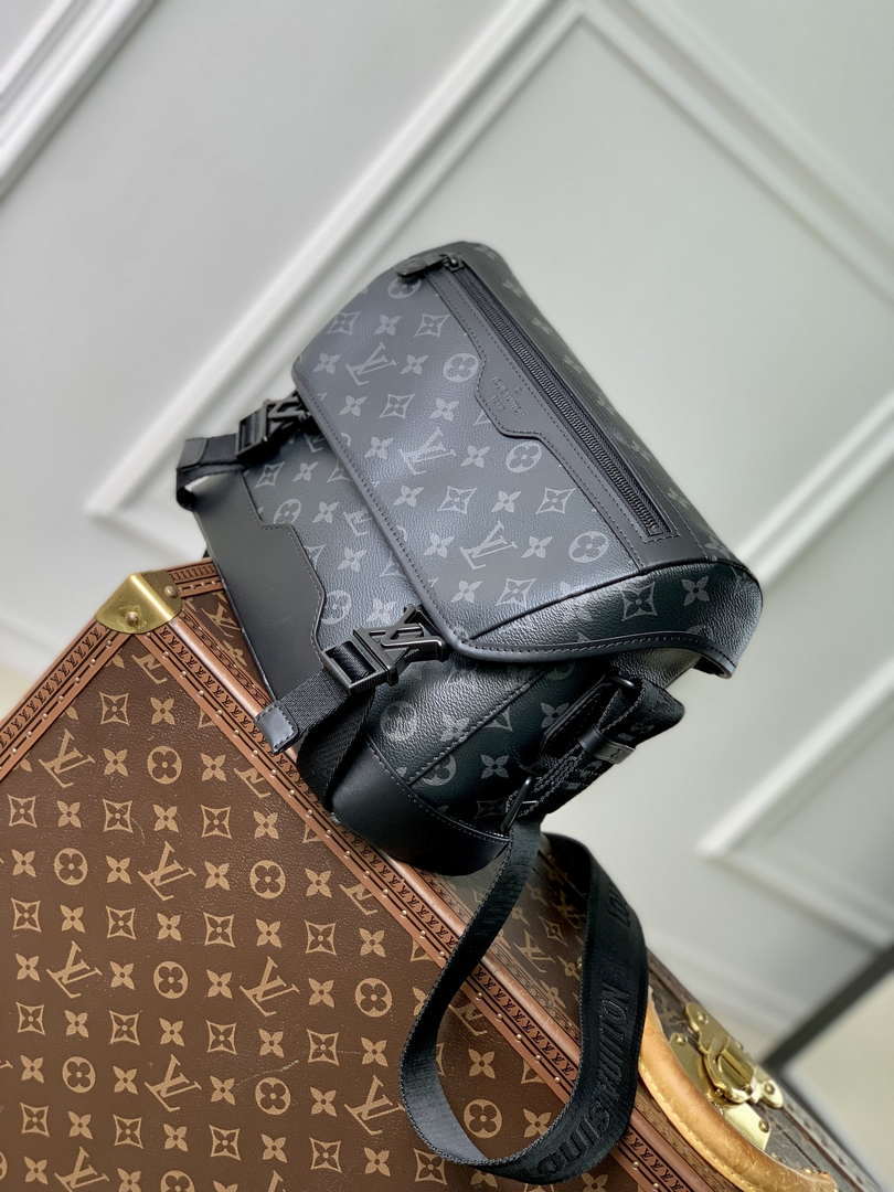 Louis Vuitton LV M12517 Messenger Voyager PM Monogram Eclipse
