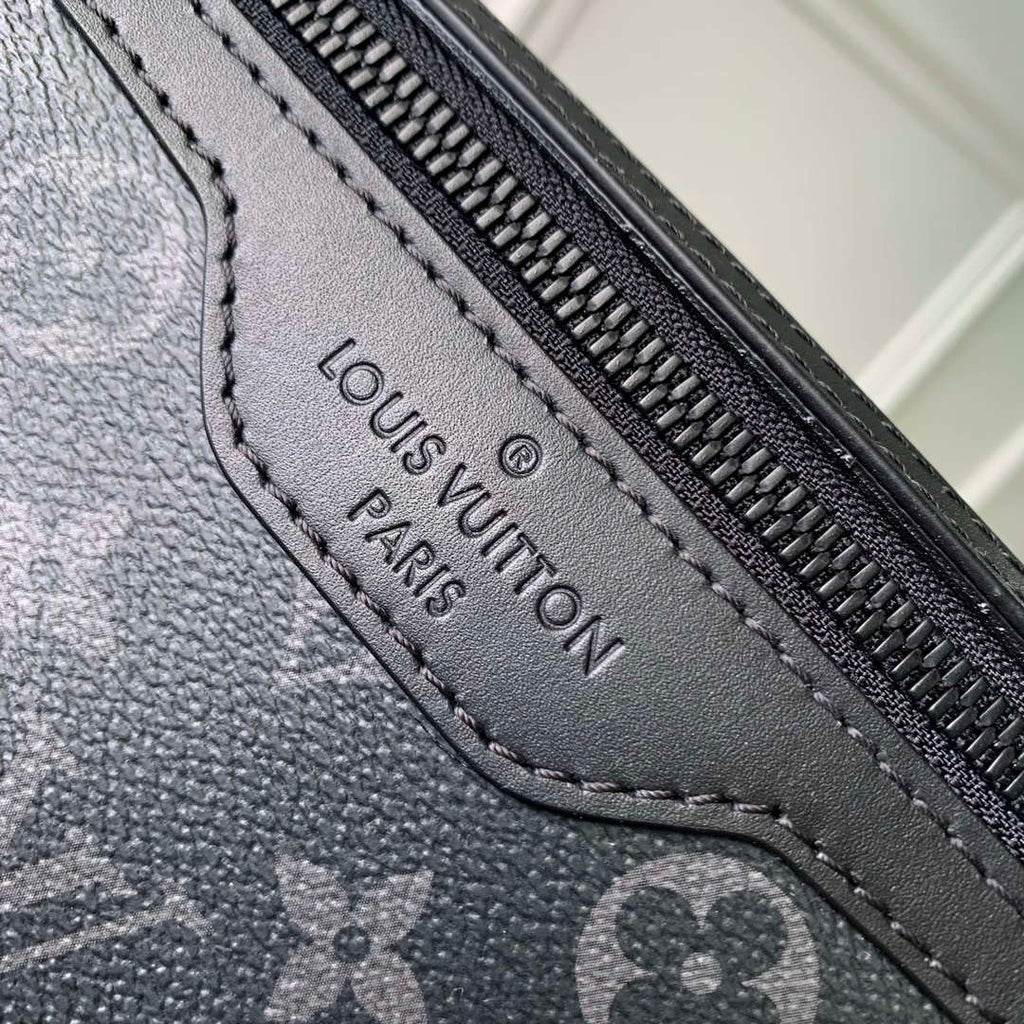 Louis Vuitton LV M12517 Messenger Voyager PM Monogram Eclipse
