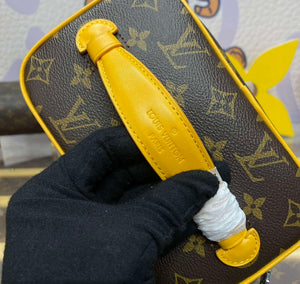 Louis Vuitton LV M12654 Nice Mini Vanity Case Monogram canvas Yellow - Default Title - View 6