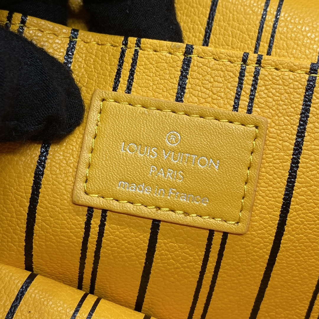 Louis Vuitton LV M12654 Nice Mini Vanity Case Monogram canvas Yellow - Default Title - View 8