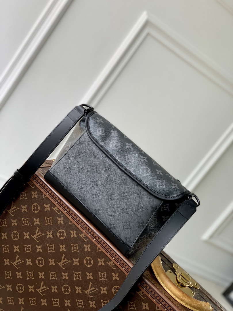 Louis Vuitton LV M12681 Pulse Messenger Monogram Eclipse Canvas - Default Title - View 3