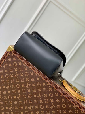 Louis Vuitton LV M12681 Pulse Messenger Monogram Eclipse Canvas - Default Title - View 4