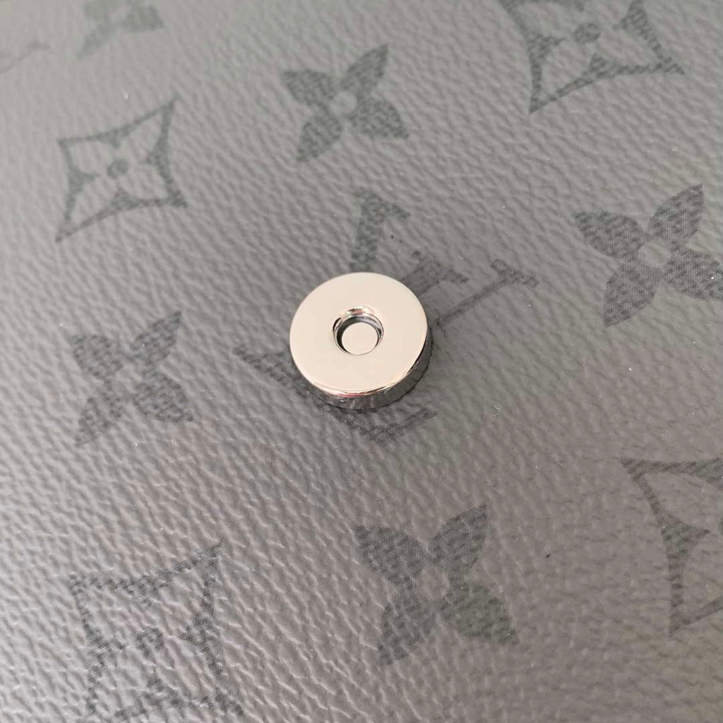 Louis Vuitton LV M12681 Pulse Messenger Monogram Eclipse Canvas