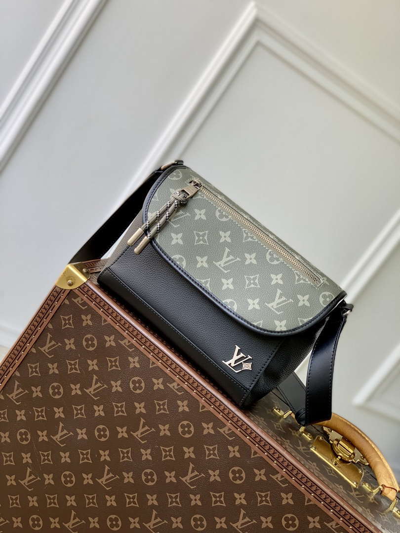 Louis Vuitton LV M12681 Pulse Messenger Monogram Leather Black and Green